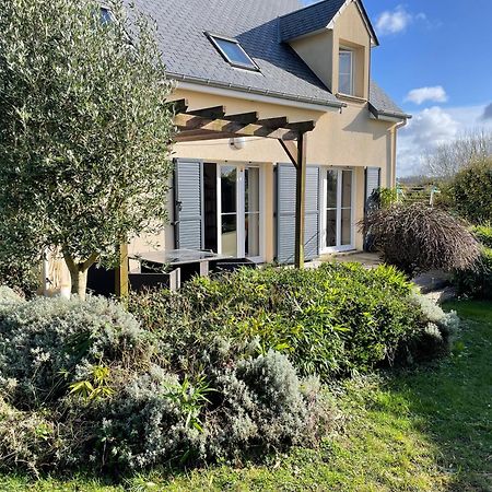 Maison Calme Et Cosy A Port-En-Bessin Pres Du Golf Et De La Mer Екстериор снимка