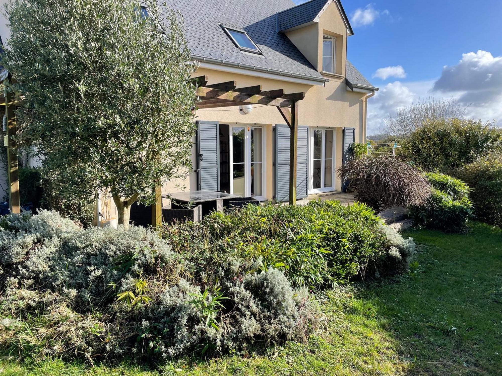 Maison Calme Et Cosy A Port-En-Bessin Pres Du Golf Et De La Mer Екстериор снимка