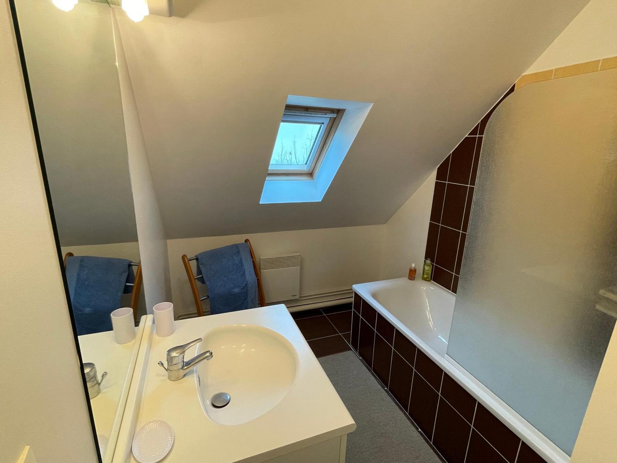 Maison Calme Et Cosy A Port-En-Bessin Pres Du Golf Et De La Mer Екстериор снимка