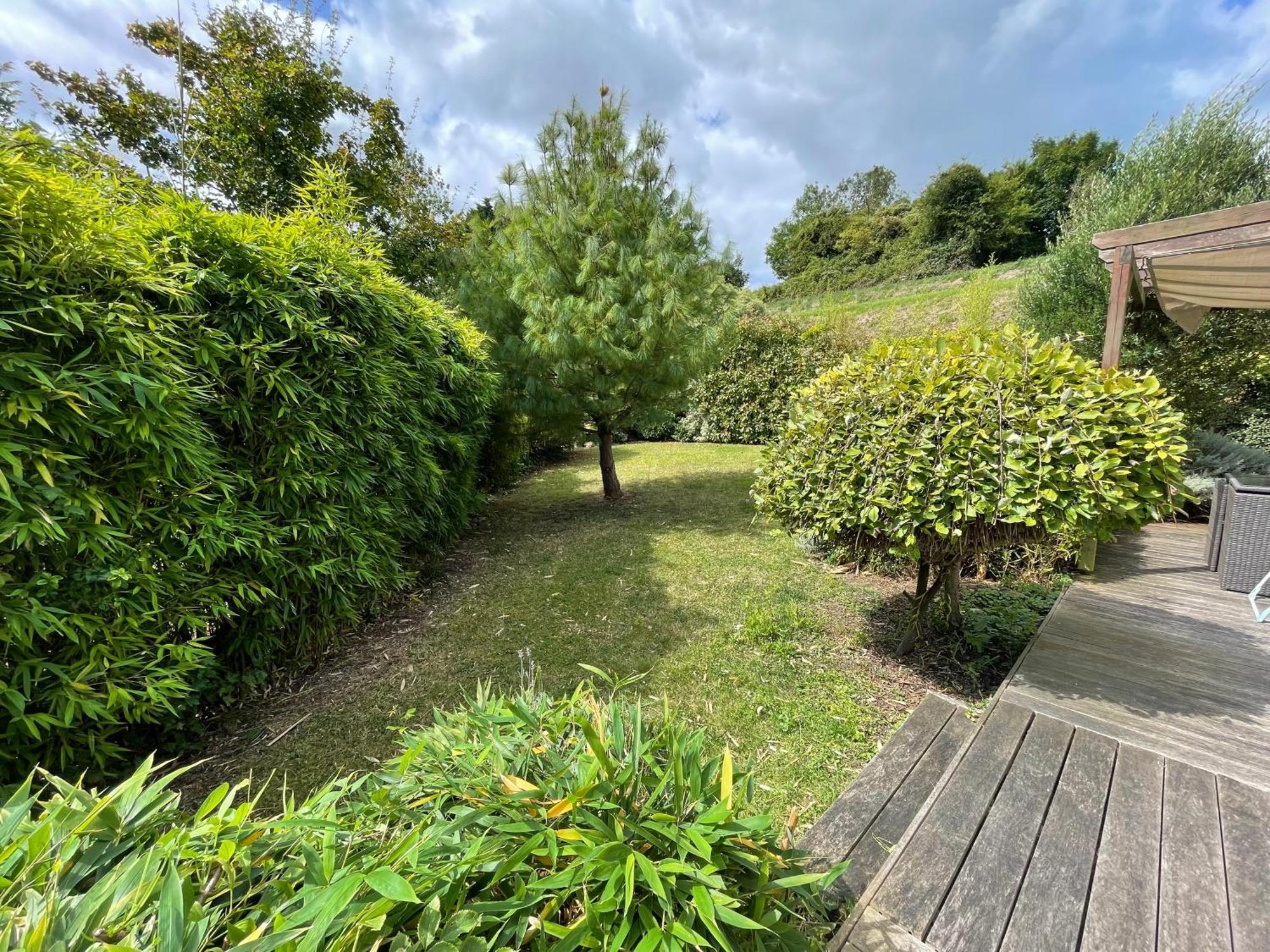 Maison Calme Et Cosy A Port-En-Bessin Pres Du Golf Et De La Mer Екстериор снимка