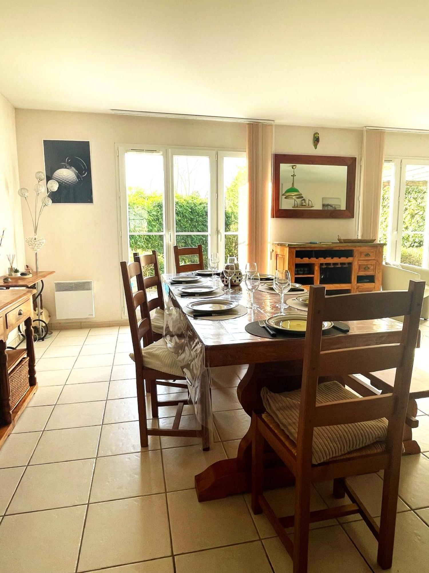 Maison Calme Et Cosy A Port-En-Bessin Pres Du Golf Et De La Mer Екстериор снимка
