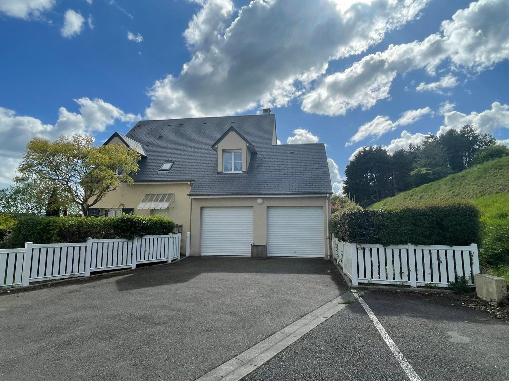 Maison Calme Et Cosy A Port-En-Bessin Pres Du Golf Et De La Mer Екстериор снимка